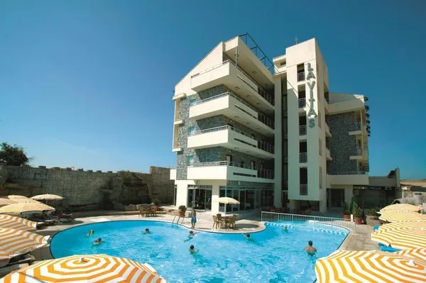 Lavitas Hotel