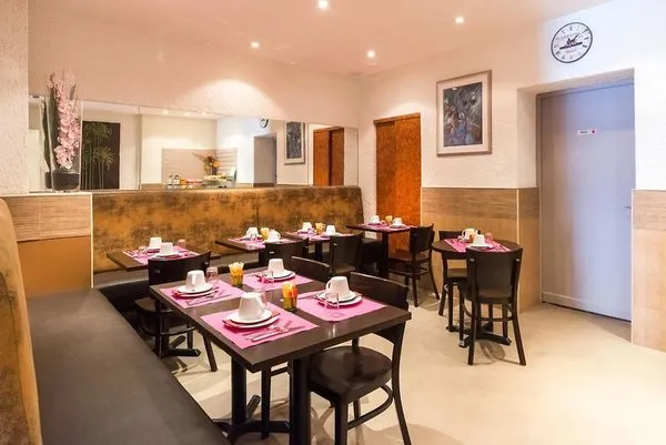 Le 21 Hotel