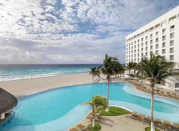 Le Blanc Spa Resort