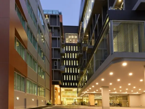 Le D'Tel Hotel & Conference