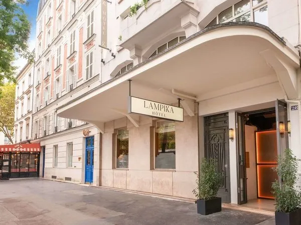Le Lampika Hotel