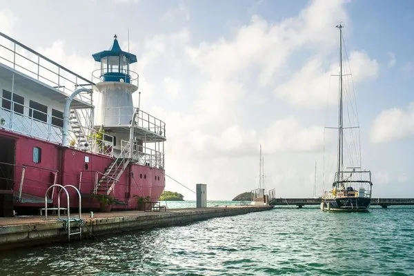 Le Phare Bleu Boutique Hotel & Marina