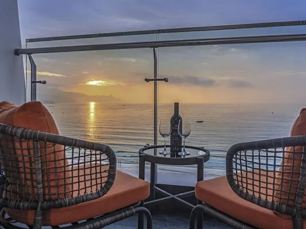 Le Sands Oceanfront Danang Hotel