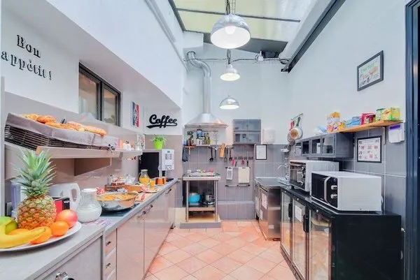Le Village Hostel