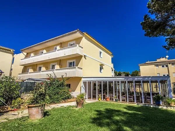 Lemar Hotel & Apartments - Bluewater Hotel