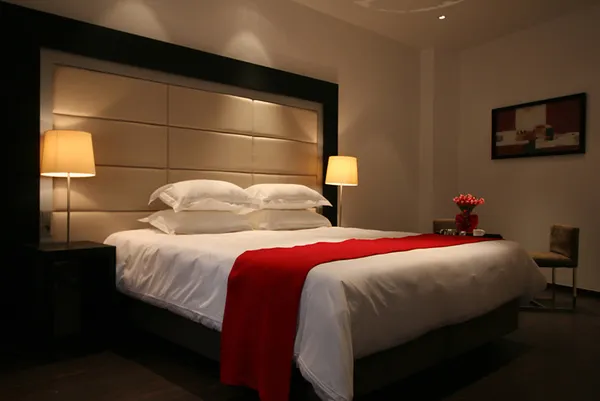 L'Empire Paris