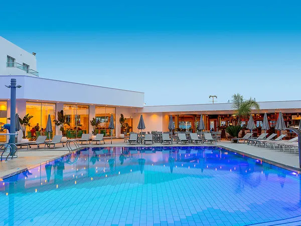 Limanaki Beach Hotel
