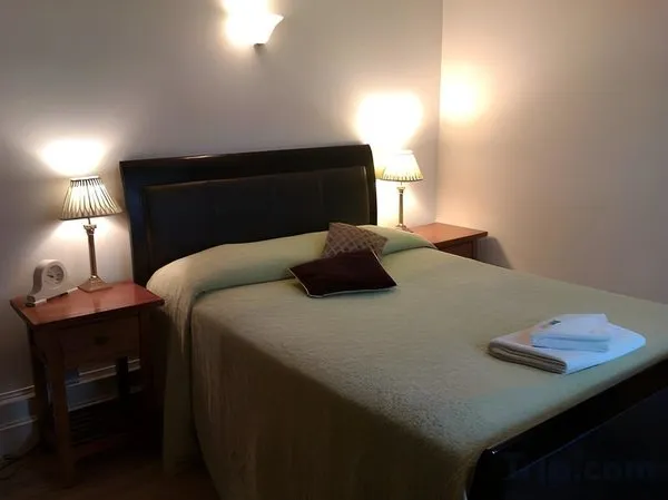 Lina Guest House