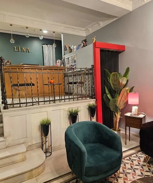 Lina Taksim Pera