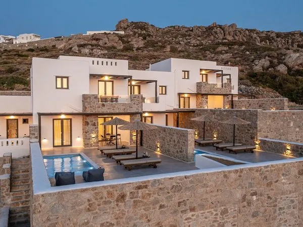 Lithia Exclusive Villas