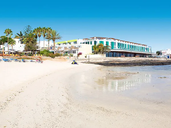 LIVVO Corralejo Beach
