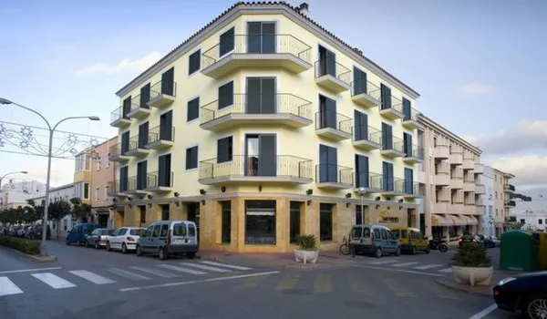 Loar Ferreries Hotel