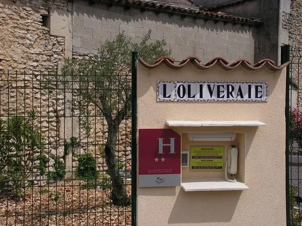 Logis Hôtel l'Oliveraie