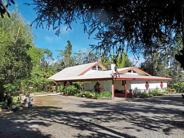 Lokahi Lodge