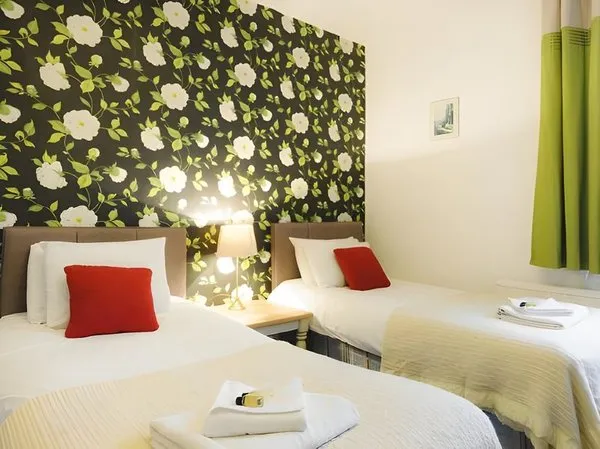 Lonsdale Guest House