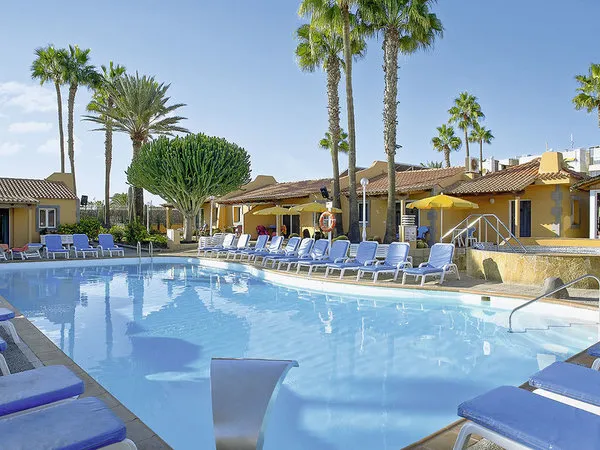 Los Almendros Gays Exclusive Vacation Club