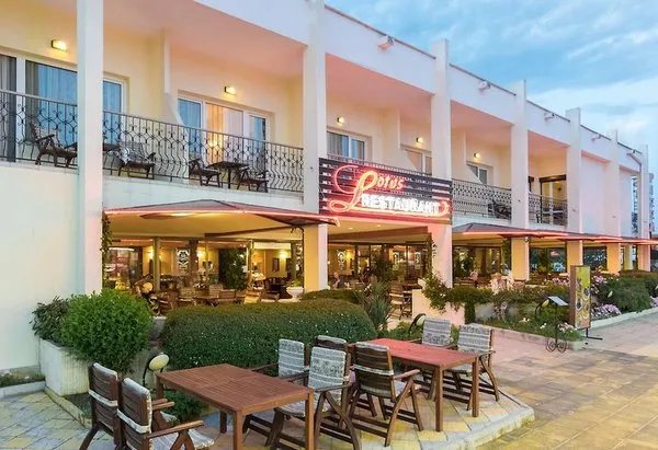 Lotus Hotel