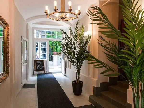 Lounge Apartments