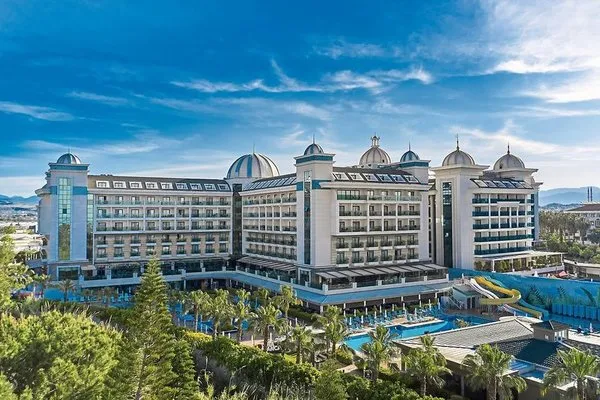 Luna Blanca Resort & Spa
