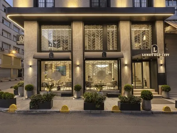 Lunet Old City Hotel