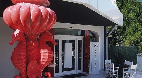 M Glamour Hotel