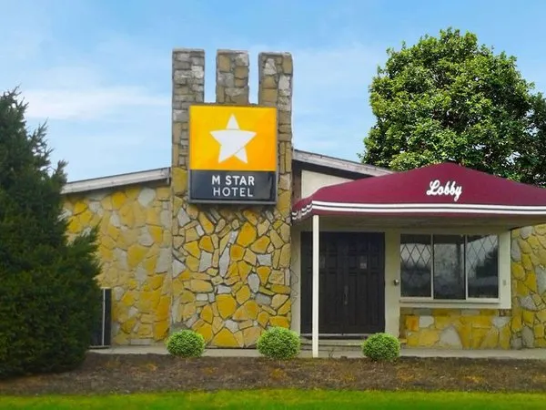 M Star Hotel Columbus North