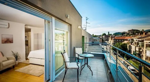 Madison Luxury Apartments & Rooms