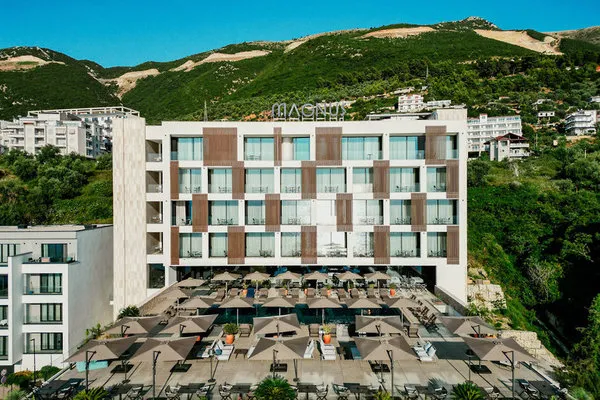 Magnus Hotel