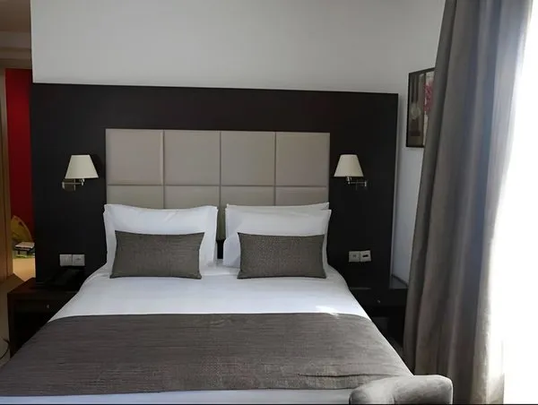 Malak Hotel