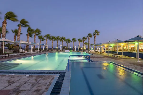 Mammis Beach Hotel