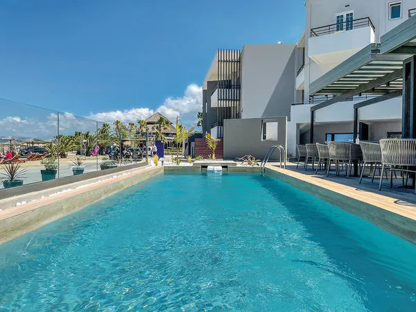 Mare Blue & Suites Hotel