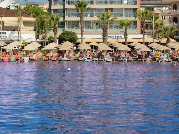Maris Beach Hotel