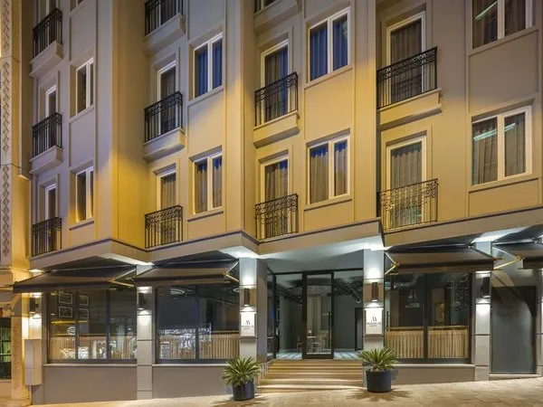 Marius Hotel