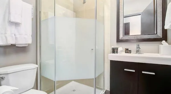 Maryam Hotel North York