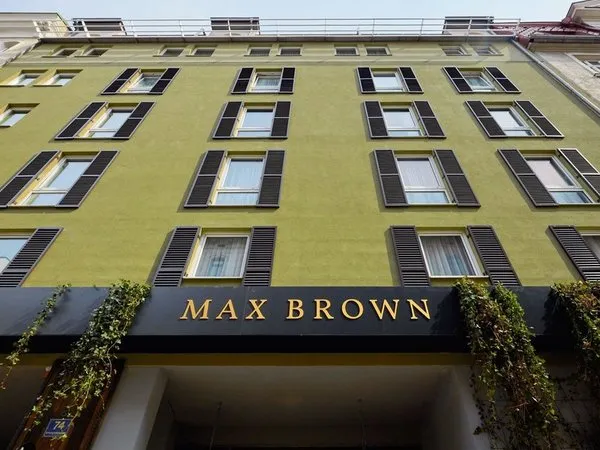 Max Brown 7th District Wien