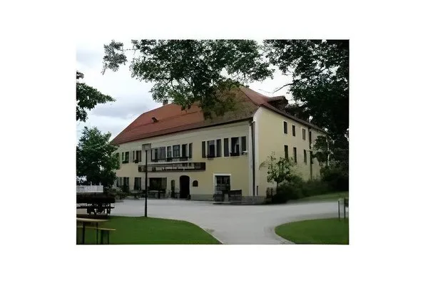 Mayerhofer