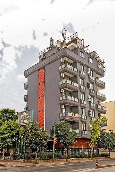 Mera Park Hotel