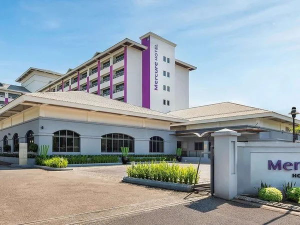 Mercure Yangon Kaba Aye