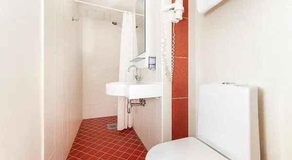 Meriton Old Town Garden Hotel