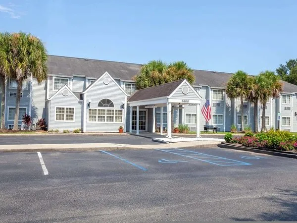 Microtel Inn & Suites by Wyndham Gulf Shores