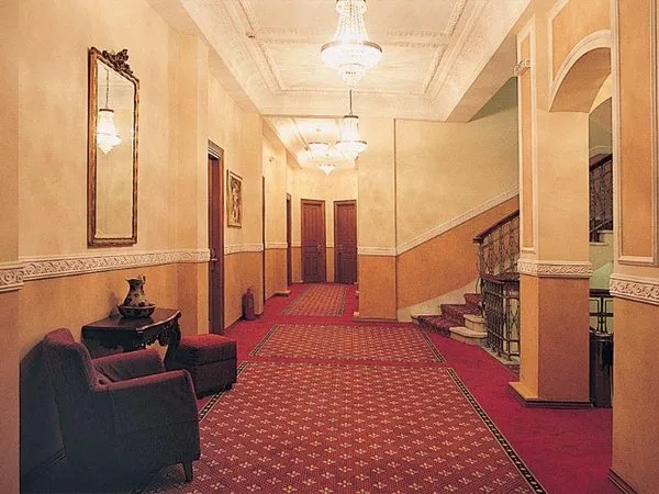 Minerva Premier Hotel