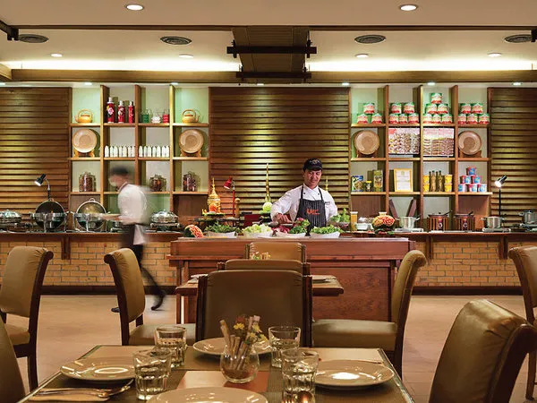 Mövenpick Suriwongse Hotel Chiang Mai