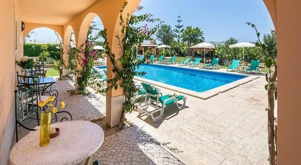 Monte Dos Avos Apartamentos