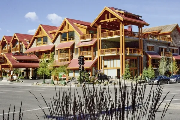 Moose Hotel & Suites