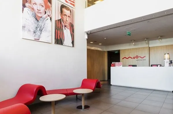 Moov Hotel Porto Centro