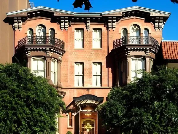 Morrison Clark Historic Inn & Restaurant