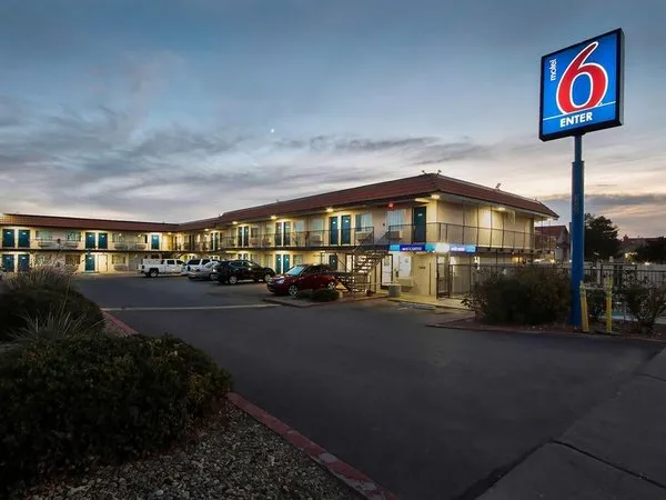 Motel 6 Albuquerque - Carlisle