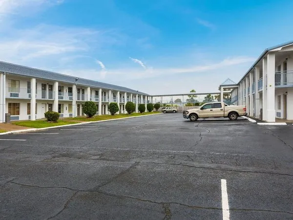 Motel 6 Alexandria La South