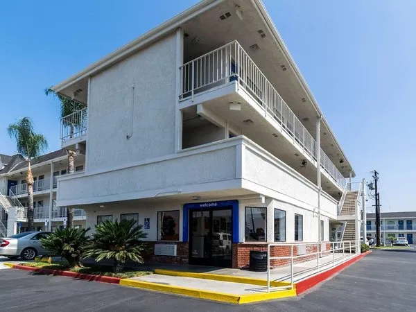 Motel 6 Anaheim - Fullerton East