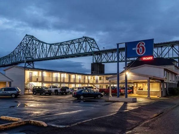 Motel 6 Astoria
